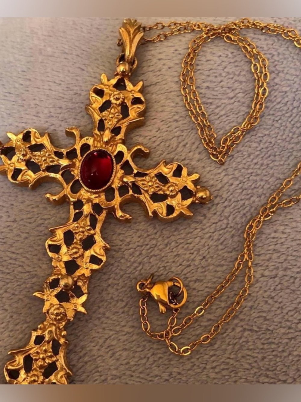 Vintage Avon Abbey Cross Pendant Necklace Gold tone filigree with Red Stone